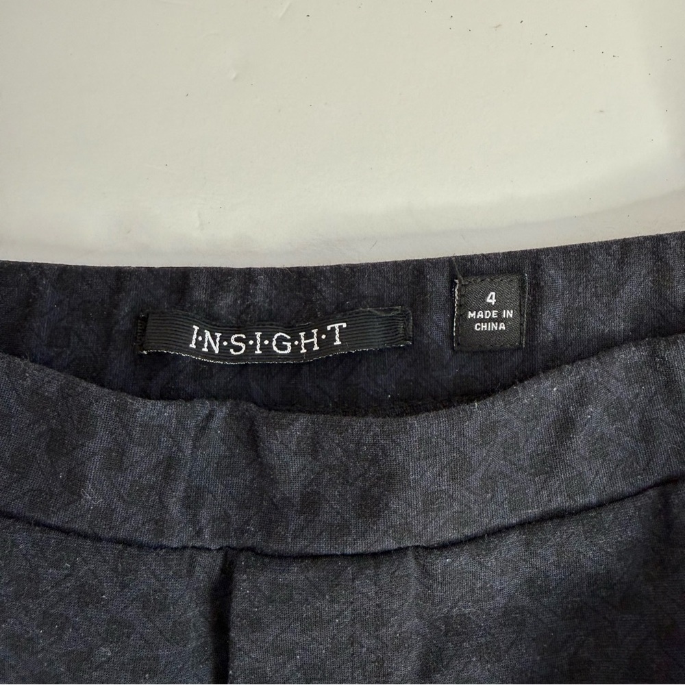 INSIGHT 26.5 Inch Waist Black Jacquard Print Pull On Slim Fit Size 4 Pants - Picture 6 of 13